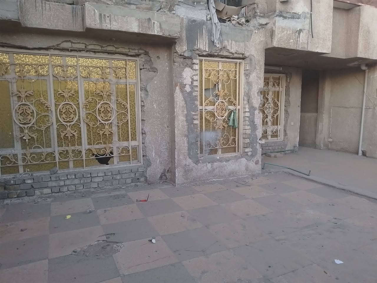 للبيع بيت   🏡 طابو صرف #تجاري  فى حي التعليم قرب حي الشباب مقابل جامع 🕌 علي السجاد مساحته #٢٠٠م واجهه عشرة يحتوي على #اربع_غرف_نوم 😴 وصاله وهول ومطبخ عدد #اثنين_وثلاث
_صحيات وكراج 
أرضية البيت مرمر 
للإستفسار اتصال 🤙 على الواتساب على الرقم 
***********
#الجميع
