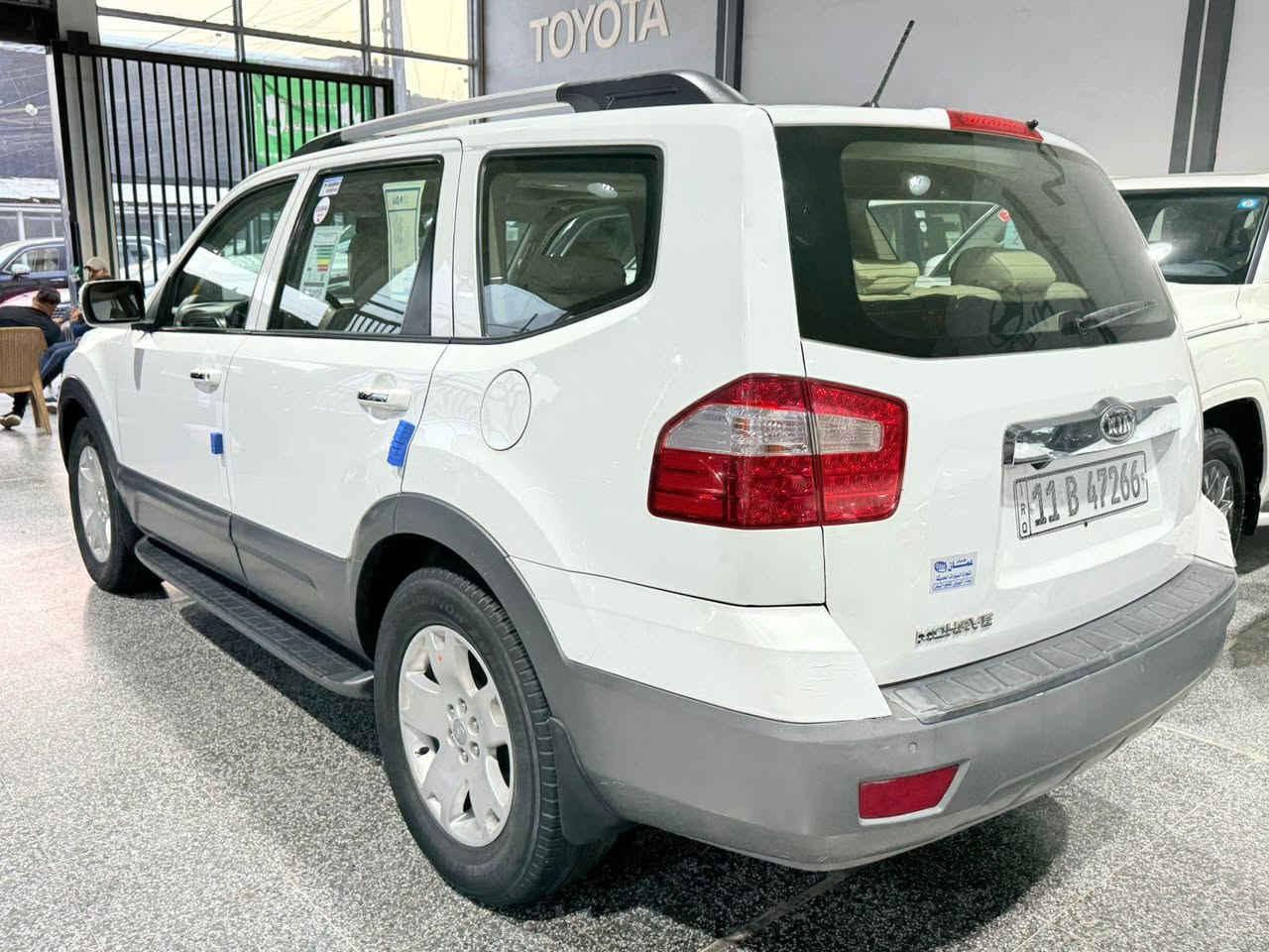 السلام عليكم
كيا مهافي 2013 

رقم بغداد باسمي

فول عدة البصمه 

7 راكب مكينه كير مكفول 

تخم تاير جديد 

صدر جديد 

بيها صبغ بين الباب ولجاملق الخلفي 

ماشيا 170 الف 

مكان السياره بغداد معارض النهضة 

السعر 138 وبي مجال قليل 

الستفسار ***********
