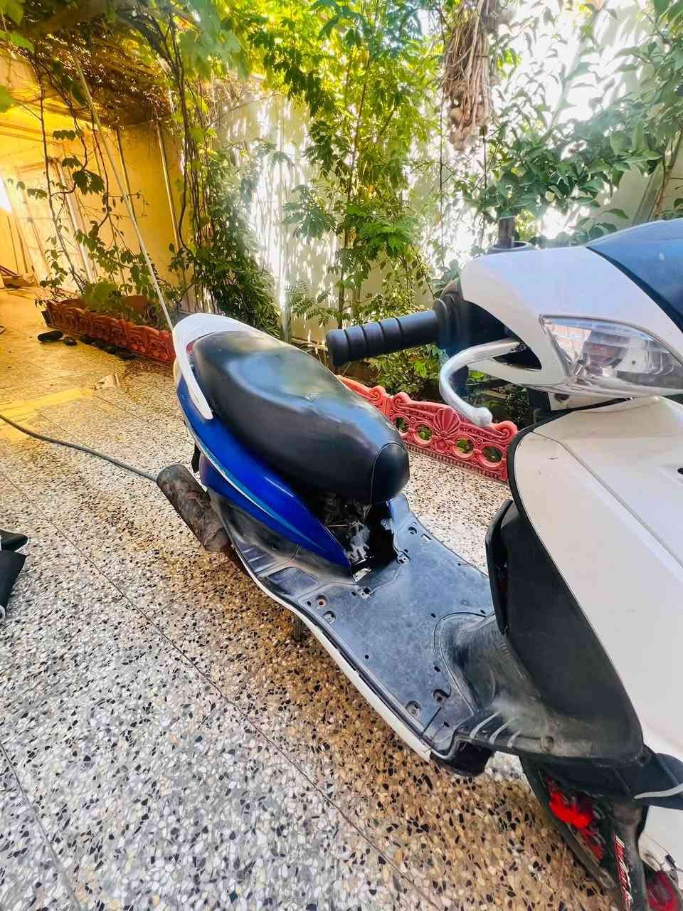 دراجه سكنس نثيه كلشي ما بيه نضيفه *********** مكاني البلديات ب400 وبيه مجال
