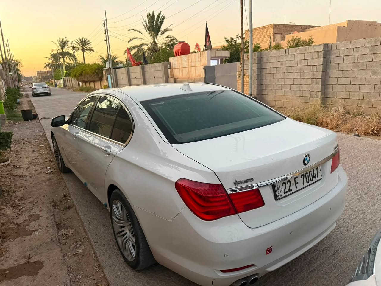 BMW-F01-2012-730
-------------------------------------

#السعر :$185 وبيه مجال 

‏

#رقم الهاتف :*********** 

#رقم السيارة : أربيل 

#مكان السيارة : واسط/الصويرة 

-------------------------------------

للبيع فقط 
موديل 2012 حجم 730  6سلندر السيارة صاروخ 🚀🚀 رقم   اربيل  جديد سنوية ساقطة قبل سنه  سيارة داخل + خارج نضيف جداً بيه صبغ جامله امامي ونصف من بنيد اثر شخوط بدون اي حادث شواصي لغود كفاله ماشيا 190 حقيقي 

تفاصيل سيارة 👇🏼👇🏼

1_ بصمة 🗝

2_محرك 6 سلندر⁦⁩+كير مكفولات ⁦⚔️

3_تبريد مركزي ❄️

4_كروز سرعة 🔒

6_مراية داخلية+جانبة عاكسة 🪞

7_تحكم ستيرن ⚔️

8_ كشنات كهرباء⚡️

9-شاشة اعطال🖥

10-داخل اسود  

11-لايت زنون LED 🔦

12_داخل جلد قرمندي 

13_سلايت 

14-ويل 19 M تو سايز⚔️

15-بك لايت LED اشارة حمرة 💡

16-صدر امامي خلفي جديد ⁦⚔️

17-داخل جلد وقماش 

19-حساسات امامية خلفية ⚔️

20-انارة ترحيب💡

21-دمامات بلادية 

22_منفذ AUX

23_ماوس تحكم 

24_شاشة 

25_ منظومة زنون 

26_شاشة جبيرة 

27_بردات 5 خلفية كهرباء
