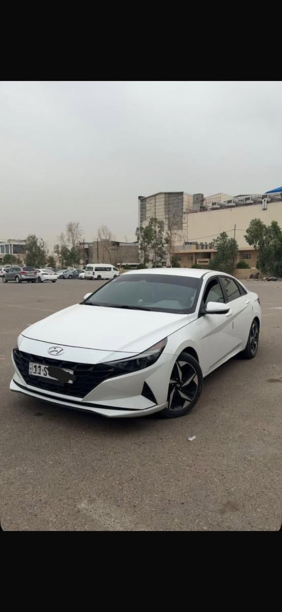 النترا موديل2021امريكي بانزين حادثها من امريكا فقط دعاميه خلفيه بدون دواخل كفاله عامه هنا بلعراق صار بيها باب واصبعين من جاملغ بارد لباب جبت باب جديد وشديته بدون دواخل بس لون لسياره ابيض شذره خشنه الي جبته شذره خفيفه شفت ماكو فرق ولسياره كاعده مابيها اي نشاز تجي وتشوف بعينك المواصفات تشغيل عن بعد بصمه تشغيل بصمه ابواب رادرات جانبيه واماميه وخلفيه لسياره على ايدي محرك2000دوش ماشيه70كيلوووو السعر143وبيها مجال للاتصال***********
