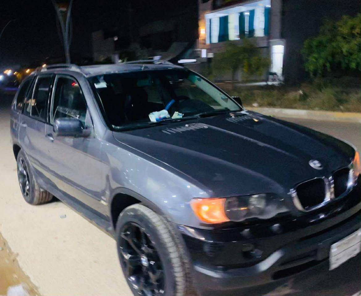 بي ام دبليو X5 2002 
V8 
كير نظيف
محرك نظيف
رقم اربيل شرط التحويل
السيارة جاهزة
السعر المطلوب 60 
مكاني كركوك 
فقط الشراي يتصل
***********
او على الخاص
