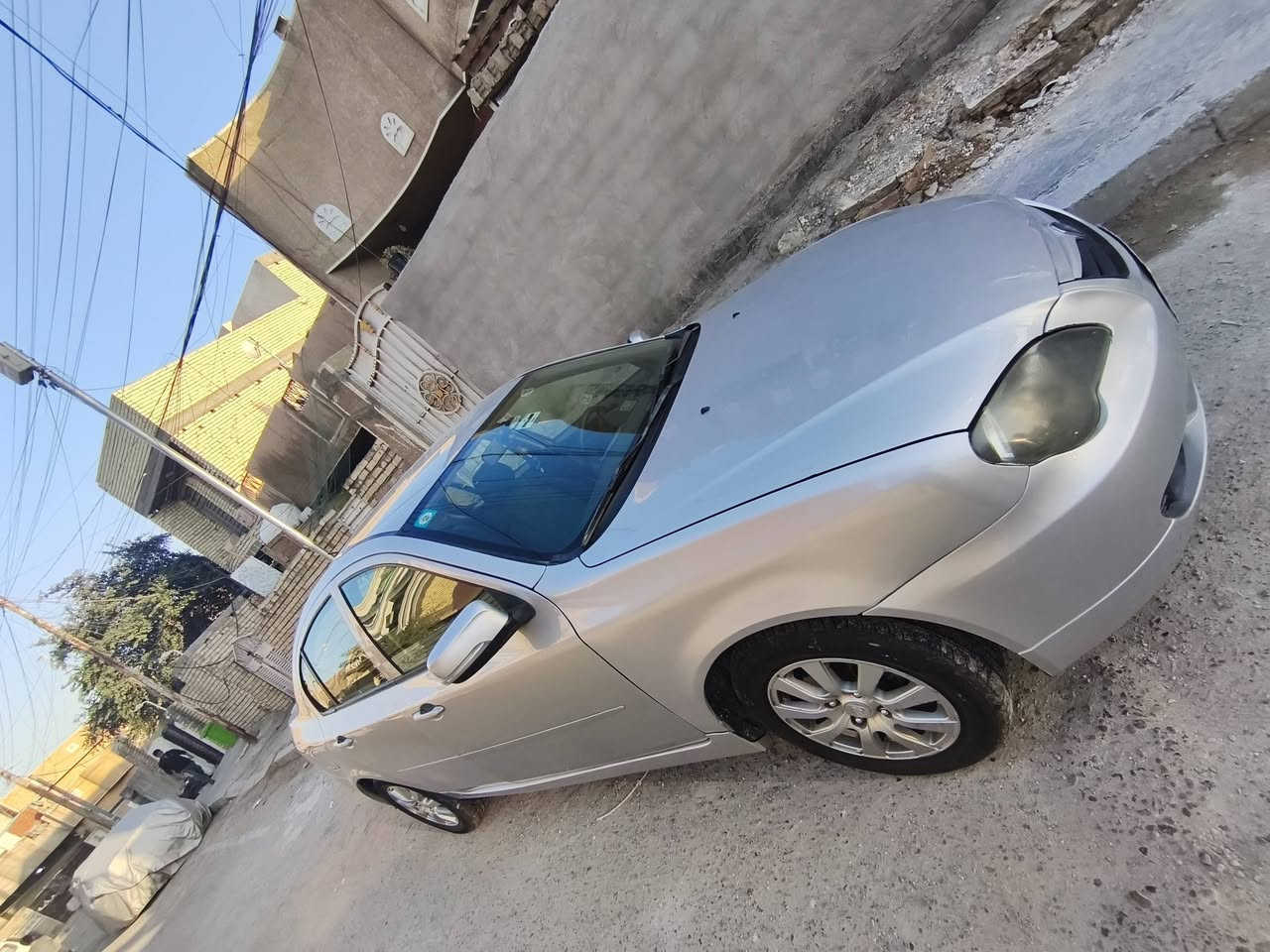 سلام عليكم 
بروتون بيرسونا 2013
بسمي ماشية 116
صبغ ٣ قطع
تخم تاير صدر خلفي امامي باتري جديد
محرك كير تبريد خير من الله 
سنوية لشهر 11
عارضه ب60
عنوان بغداد السيدية 
*********** بي واتساب
