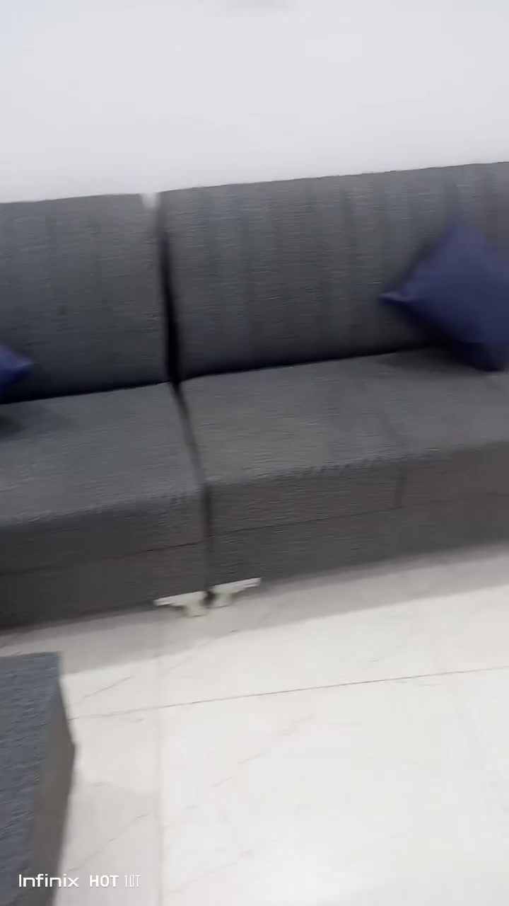 قنفات جديدات غير مستخدمات  عشر مقاعد ورابع كوشايات وطبله كما موضح امامك قاعده بلايود السعر 250 وبيهن للستفسار هاذا الرقم ‏‪+9647713167773‬‏ العنوان البصره تنومه نهر حسن


**إذا كنت صاحب هذا الإعلان وتريد حذفه لأي سبب، رجاءا أرسل رسالة إلى الدعم الفني**