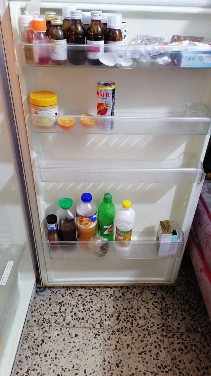 ثلاجة للبيع نوع بيكو 22  قدم الكشر نضيف جدا  محور مراية الفريز شغال مثل ما موضح بالصورة بس الجوة بي انسداد مرة يبرد ومرة لا ابيع ع وضعيتهة رايدهة 150 قفل بدون عملة مكاني بغداد ***********
