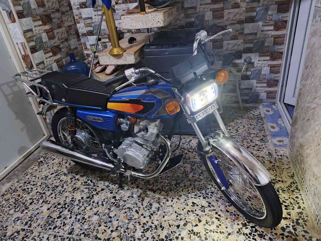 دراجه اربعه كير البيع مديل 19 مكينه مفتوحه بس نضيفه دراجه اصولي السعر 550  مكاني وفا رقمي ***********
