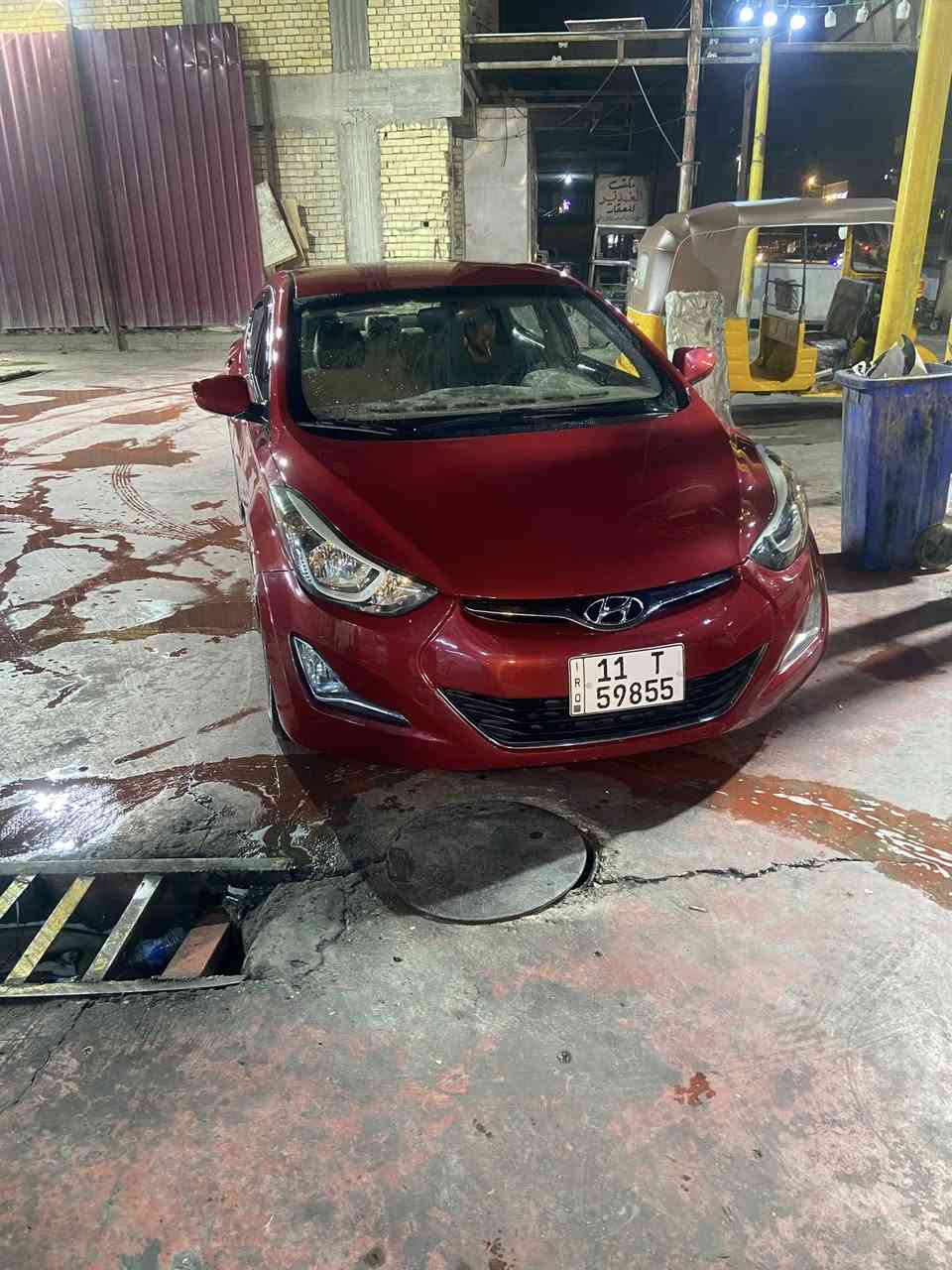 سلام عليكم النتره للبيع موديل 16 امريكي حادثه بابين صبغ بدون دواخل بدون تبديل ليبل واحد السياره كله ماشيه 77 بسمي كير مكينه تبريد كفاله سونار موجود السعر 115 وبيه مجال  مكاني بغداد الحسينيه  الاتصال ***********
