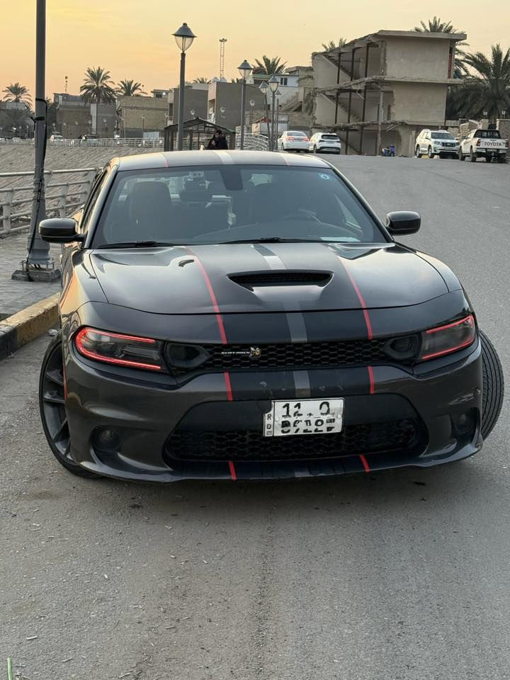 سلام عليكم
دودج جارجر سكات باك

موديل2021

عداد المسافة81000

مكينة v8 /6400 

سيارة كلش نظيفه  مكينة وكير مكفولات

حادث الأمريكي للسياره جاملغ خلفي راجع بارد فقط 
مثل ما موضح ب الصورة 

عليها الإضافات السيارا نشرات دشبول وسقف رولز رايز 

وستيرن رياضي  و Dg  سيستم دمام العدد 7 محيطي

سعرها بدون الدركة 23000 

واذا ويه الدركة 24000 وبيها مجال للشراء 

ملاحظة اقبل مراوس فرق من شدة وفوق  

 للتواصل اكثر عن السيارة : ***********
