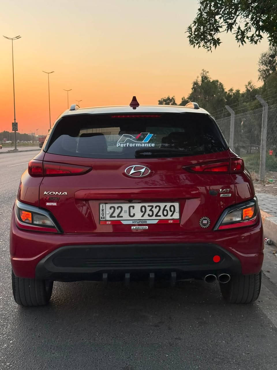 السلام عليكم 👋🏻
للبيع او مراوس 

🔴 Hyundai Kona N Line 2022 🏁

🔹 محرك 1.6 تيربو ⚡️
🔹 قوة 195 حصان 🚀
🔹 كير DCT سريع وسبورت
N Line فول رياضية🔹
🔹 داخلية رياضية وحلوة
🔹 كاميرا خلفية 📸
🔹 رادارات وأنظمة أمان
🔹 شاشة ومواصفات كاملة
🔹مواصفات معروفه باقي

🔴 سيارة بدون صبغ كلين تعبر فقط رصعات صغيره بارد اخوان كلشي اكو بل شوك نظيف يختلف سعره سيارة ما بيها نقص برغي تخم تايرات باتري جديد جامة جديده كاملة تاخذ تفخص وبيها سونار سيارة كير محرك مكفول
الي ماشر بل اخضر بل صور اخيره هذه بارد

📍 مكاني: بغداد الجديدة
💵 السعر: [147]وبيها مجال كلش بسيط
📞 للتواصل: [***********]
