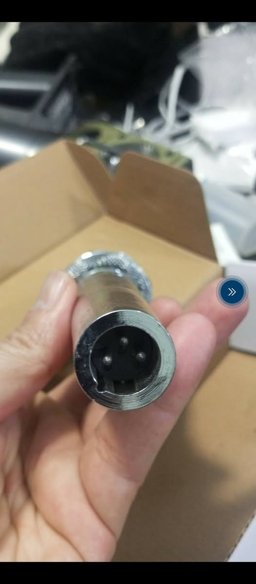 إخوان ثلاث قطع مايكرفون سلكي 
بهذا الجمال 
ثلاث قطع 
انطيني حقهن وبالعافيه


**إذا كنت صاحب هذا الإعلان وتريد حذفه لأي سبب، رجاءا أرسل رسالة إلى الدعم الفني**