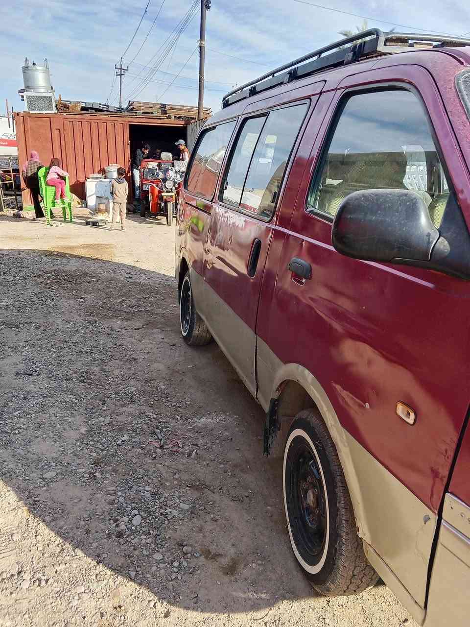 السلام عليكم بريجو موديل 96 البيع رقم نكليزي سنويه ل30 مصفره من كلشي محرك 3000 تبخير قليل بدون تنقيص كير اكسن مكفول شواصي خلفيه  خياس قليل بدون تعمير حداديه خلفيه امامي جدد حاويه السعر 50 أو بيه مجال مكان بغداد المعامل رقم ***********
