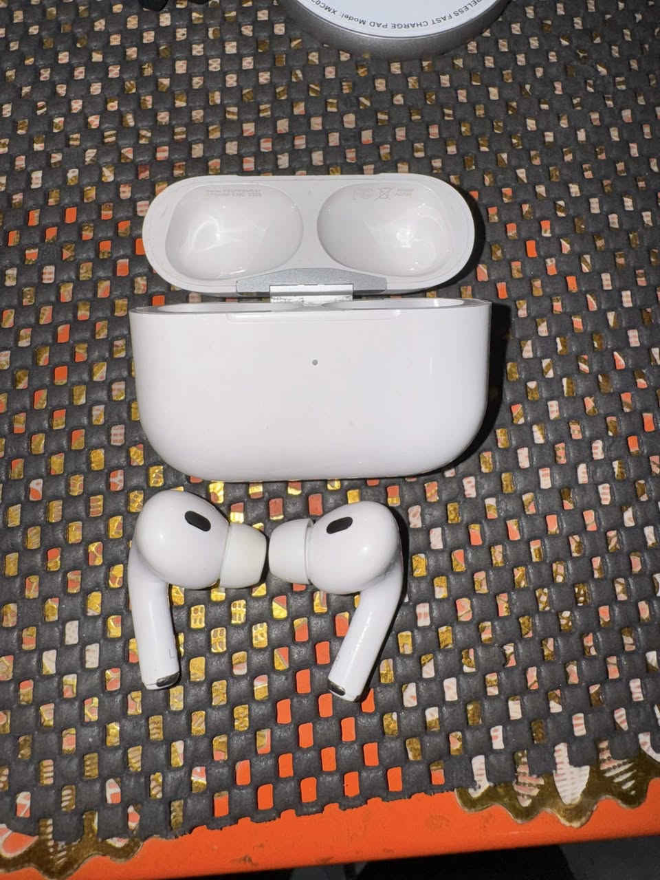 السلام عليكم
ايربودز مستعمله للبيع اجتني هديه 

زر الاقتران ضايع 

السعر قيم واخذ


**إذا كنت صاحب هذا الإعلان وتريد حذفه لأي سبب، رجاءا أرسل رسالة إلى الدعم الفني**