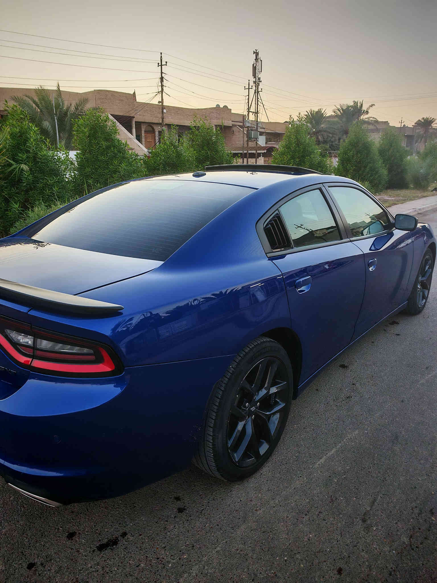 السلام عليكم
دوج جارجر 2022 وارد امريكي صور الحادث بالمنشور
SXT بلاص
مكينة 3600 
بلاك توب
فتحة سقف
ماشية 53 الف
السيارة مغلفة ppf ب 2000$
السيارة عليهه رقم مميز
اني مستوردهه بيدي
مابيهه قطرة صبغ فقط الجاملغ امبدل نفس اللون اصلي
بغداد حي أور ***********
