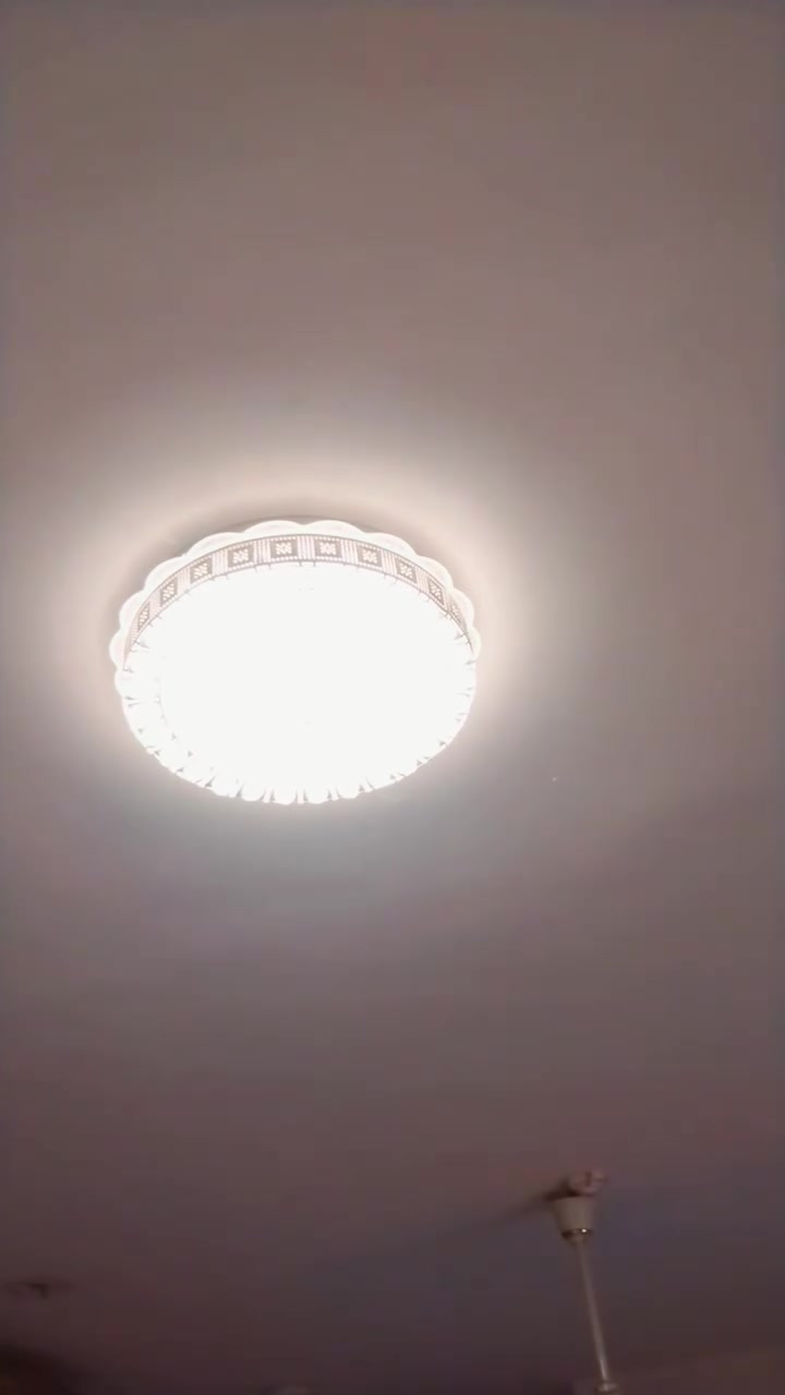 ثريه ٤ طكات السعر ٢٥الف


**إذا كنت صاحب هذا الإعلان وتريد حذفه لأي سبب، رجاءا أرسل رسالة إلى الدعم الفني**
