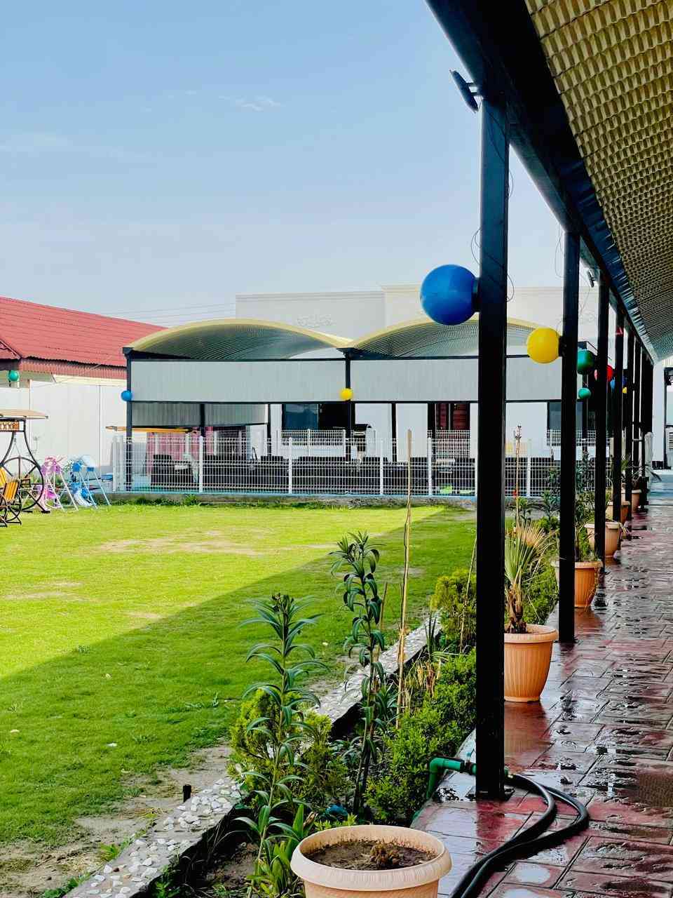 تعلن منتجع ومزرعة البحراني عن جاهزيتها لاقامة حفلات الخطوبة والحنه والاعراس وحفلات التخرج 
تحتوي على :
حديقة كبيرة لاقامة الحفلات
صالة واستقبال كبيرة 
تحتوي على جميع التفاصيل المطلوبة
العنوان : بغداد _ الدورة_ البوعيثة 
للحجز والاستفسار ***********
