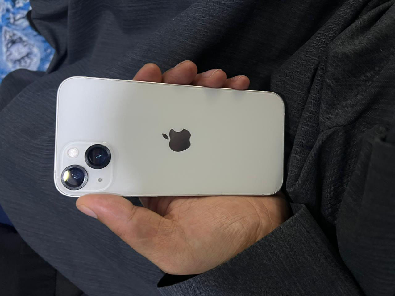 آيفون 13 عادي بطارية 91 نورمال شرط مع باكيتة وشاحنتة 
سعر 450 الف
رقمي ***********
