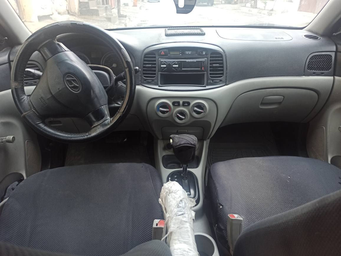 هوندااکسنت ساغ ساغ علوج 2009سبی کراوە بەتەکسی کراوە بەسبی ماڵی مەدەنی بەشەرت  37گەڵاومعامەلە شوین قەڵادزە *********** بشدار, السليمانية
