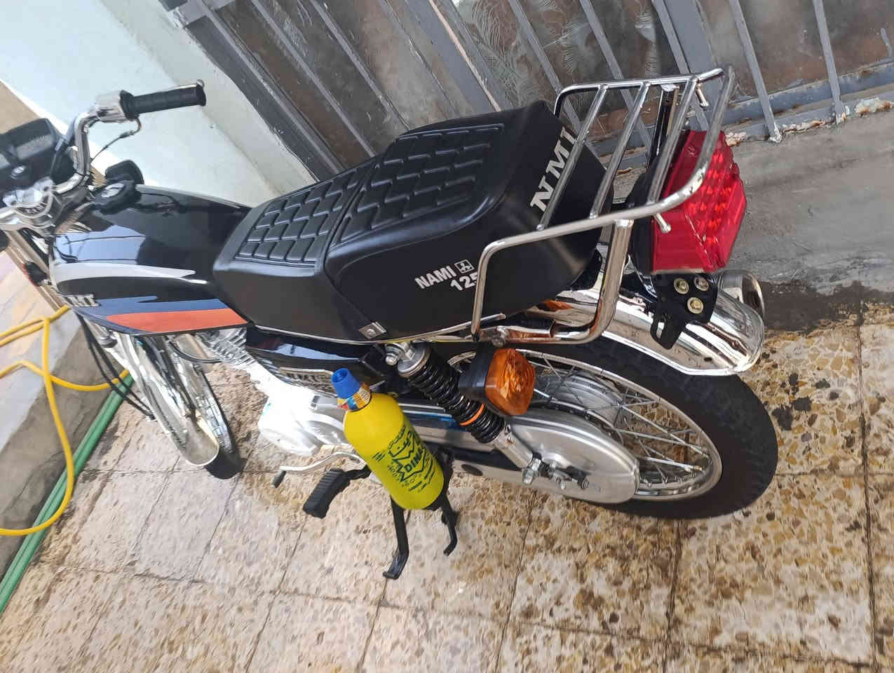 السلام عليكم شباب دراجه نامه ٢٣ طالعه اخر وجبه ٢٤ شهر ١١ وكيل نوفل دراجه كارتون سعر مليون ٦٠٠ وبيها مجال شراي هاذه رقمي *********** الماعجبه لا يعلق احسن مايسمع شي مايعجبه
