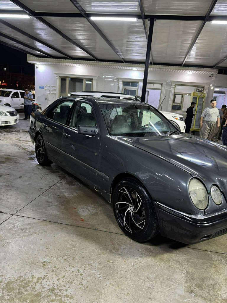 مارسیدز ئەفرید مودیل 2002 مەکینە بەطە عام بویاغ  تایە لوک جام کارە بای لیداروی نیە توند توڵە   ژمارە *********** كالار, السليمانية
