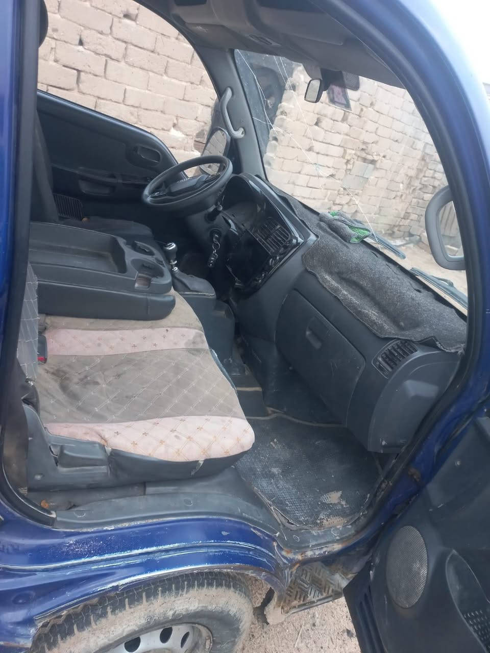 إسلام عليكم  كيه مسكر مديل 2013 اللبيع او مراوس حسب القناعة سياره نضيفه حداديه تخم تاير توه شاده مكينه مسكر 7 قبل شهرين شاده اترايك ٢٠٠ مكينه وكير جديدات. 
رقم مثنى تحويل ثاني يوم سنويه صار اله شهرين منتهيه. 
مكانه بصره سفان. شراي. يتصل *********** موجود وتساب.
مكلف بنشر.
سعره 83
