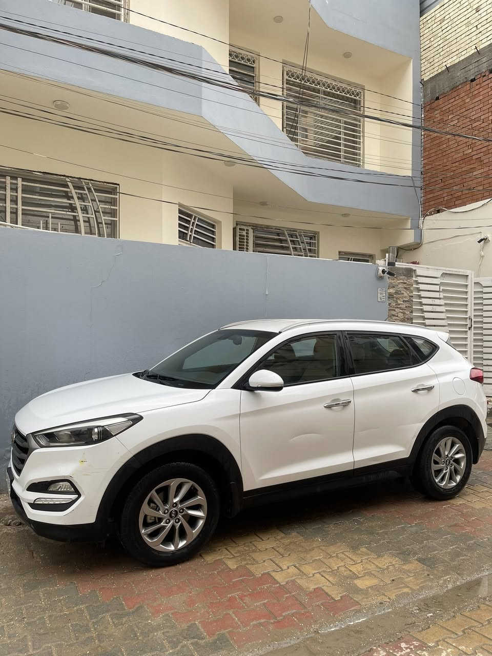 توسان 2017 خليجي رقم بابل
تحكم ستيرن 

اشاير بالمري

محرك دوش

تبريد قطعتين

حساسات خلفية

حساس اطارات 

كاميرا خلفية 

فراش كشنات جلد جديد

فراش ارضيات جاد جديد

السيارة كاملة من كلشي ومكفولة من اي صبغ ماعدى تكحيل بالكارت بالجنطه وتعديل بارد بالجنطه بسيط موضح بالصوره 

مكان السياره كربلاء

السعر 175$ وبيها مجال


**إذا كنت صاحب هذا الإعلان وتريد حذفه لأي سبب، رجاءا أرسل رسالة إلى الدعم الفني**