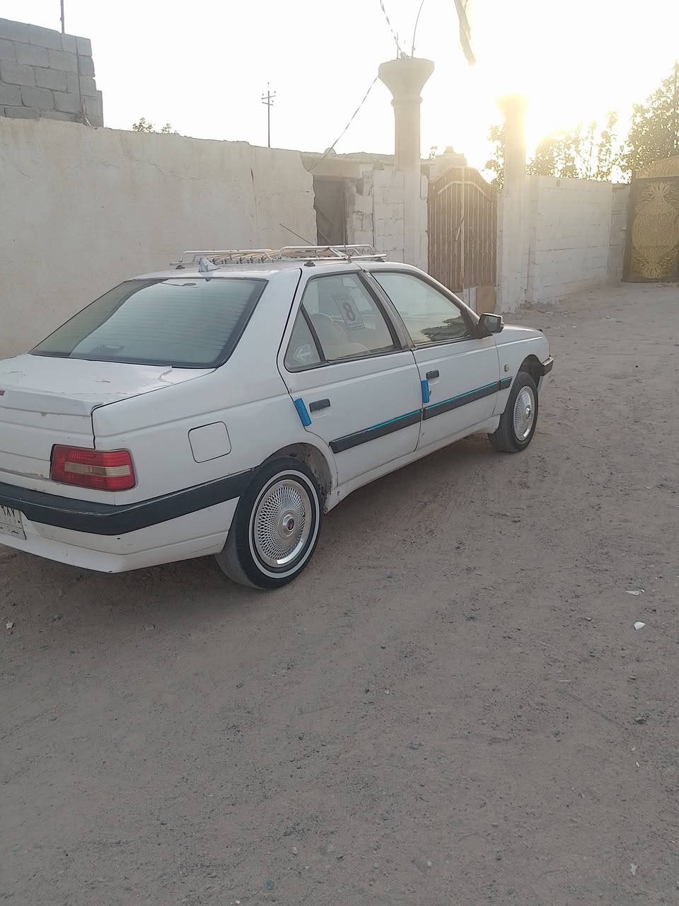 بيجو 405 موديل 2014 مكينة وكثير كفالة صدر كلة جديد كهربائيات كلة كاملة لايت زنون عالي وناصي تبريد شغال دواخل جديدة راديتر جديدة سيارة جاهزة تراي وين ما يعجبك السعر 35 وبيه مجال الشراي يتصل *********** العنوان البصرة خور الزبير
