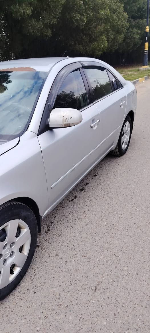 السلام عليكم سوناتا 2010 وارد امريكي محرك 2400 المرغوب تخم تاير حداديه مداور السعر 100 وبيه مجال الاتصال ***********
