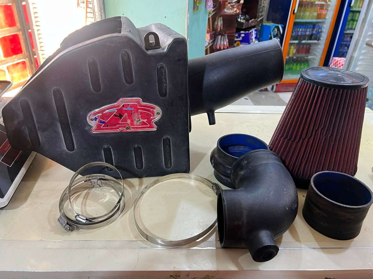 للبيع هدرزBBK اصليrt/srt ب700 الف 
شوته ڤالنت اصليهrt/srt ب300 الف
بغداد***********
