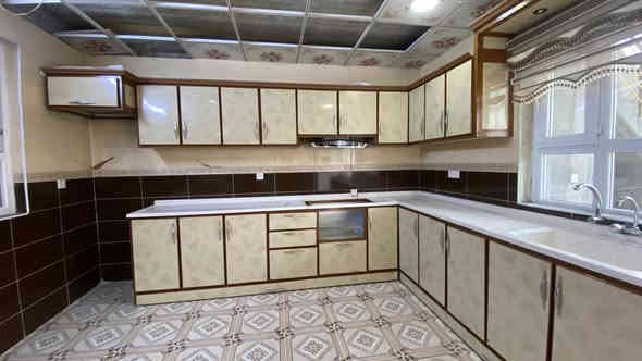 كونتر المنيوم 7 امتار لبيع نظافه 95‎%‎ 
واتساب ***********
