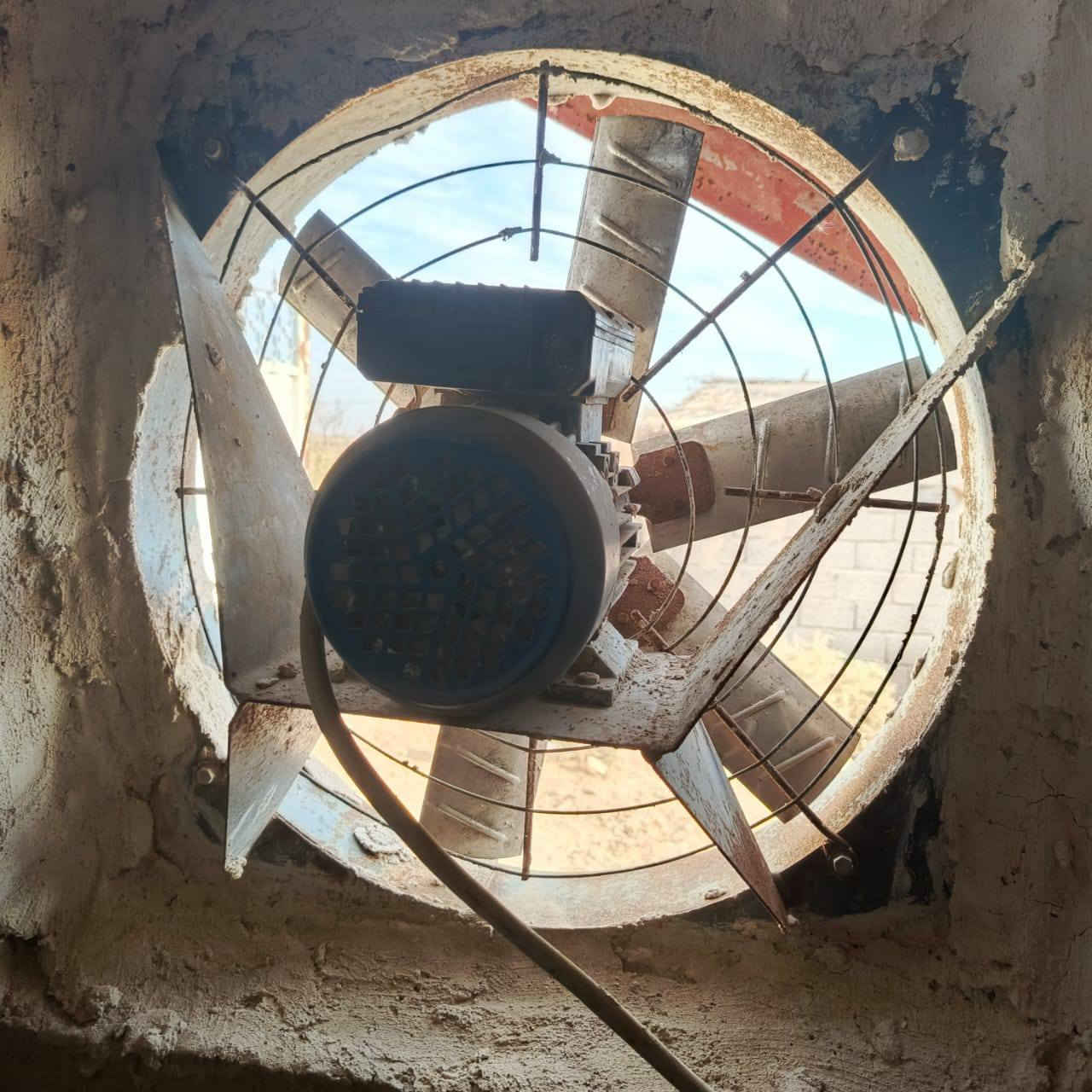 للبيع
ساحبات ايرانيه قياس 50 عدد3 

ساحبات ثري فيز قياس 80 

ساحبه سنكل قياس 60 عمل 

دفايه كهربائية ثري فيز شغاله 

مناهل عدد20 معالف عدد 20 

دباب عدد20 مناهل عدد20 

جليكانات كاز ونفط 

هولدر جديد 

ضفيره و قواطع دوره 

للتصال ***********

***********
