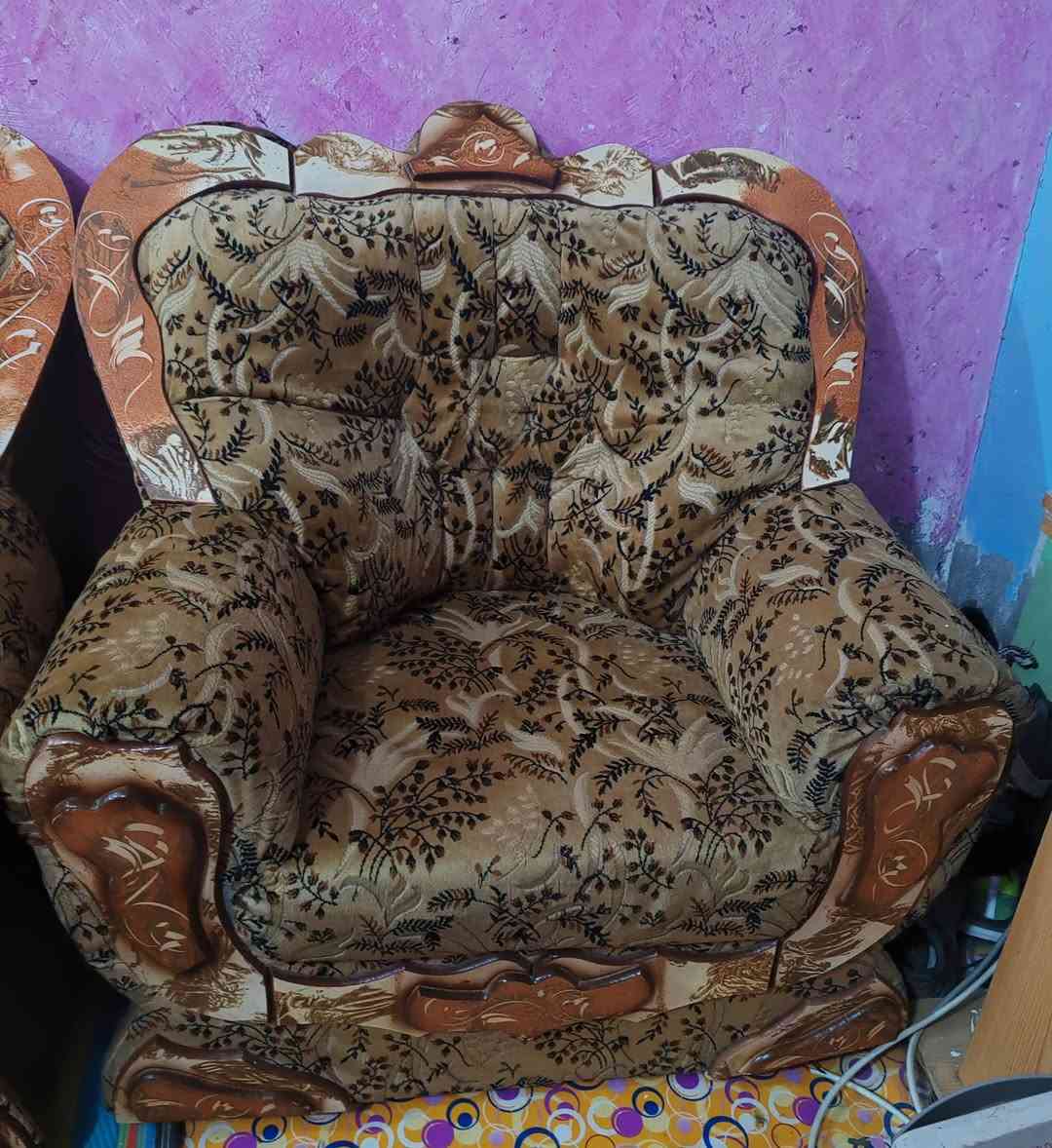 السلام عليكم قنفات للبيع تحتوي على 6 قطع 4 زغار و2 كبار مع كوشايات عدد 2 مع تلبيسه زائدآ طبلات المكان الزبير السعر 450 بيهن مجال


**إذا كنت صاحب هذا الإعلان وتريد حذفه لأي سبب، رجاءا أرسل رسالة إلى الدعم الفني**