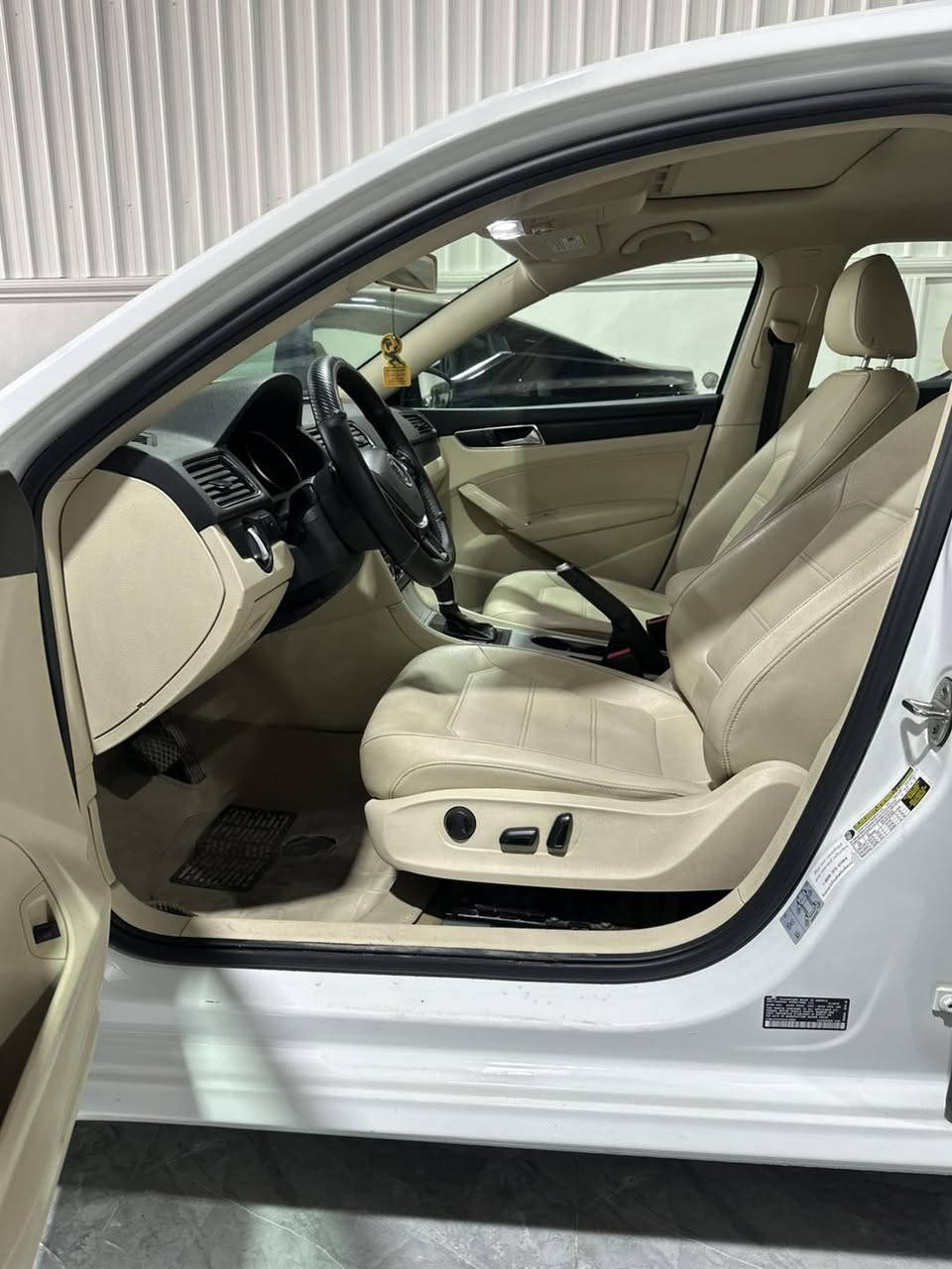 2019


**إذا كنت صاحب هذا الإعلان وتريد حذفه لأي سبب، رجاءا أرسل رسالة إلى الدعم الفني**