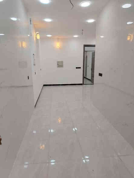 #لدينا_دار_للبيع مساحه 100 متر واجهه 6 وربع ونزال 16 طابو زراعي سند 25 قرار محكمه البيت يحتوي على3 غرف نوم وصاله وستقبال ومطبخ  العنوان بغداد الدورة مدخل البوعيثه مجمع السلطان الاول 
هاتف ***********
***********
