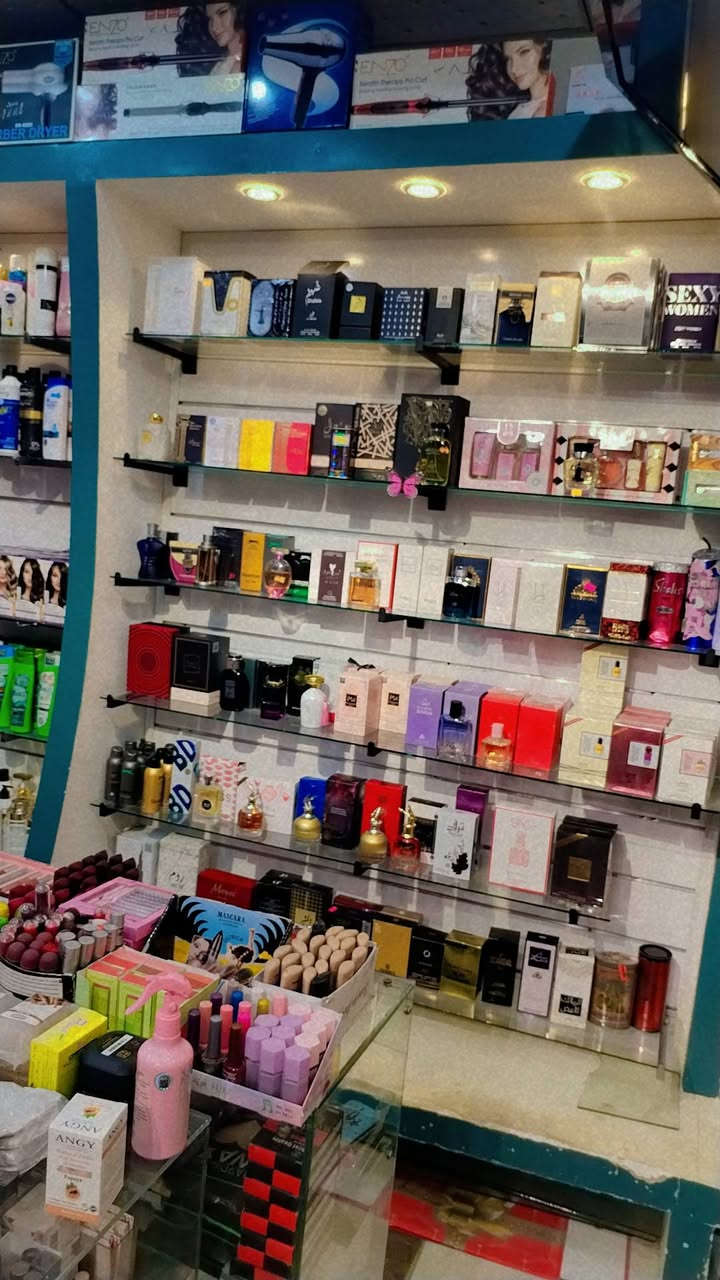 السلام عليكم
كوزمتك للبيع تفاصيل خاص او ع الارقام

*********** واتس
***********
