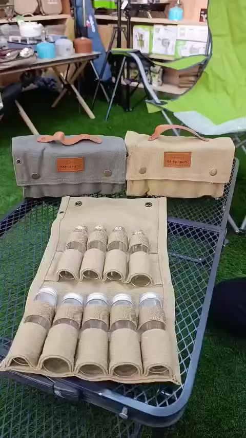 ⁨ صفحة (عللم الصيد)  لمستلزمات السفرە والرحلات
متوفر بجملة و مفرد

جنطة حافظة بهارات للتخييم 
يتكون من 9 حافظات زجاجية
داخل جنطة قماشية
قابل للطي

💸السعر: 20,000 الف💸

‎التوصيل🚕🚕
‎ جميع المحافظات (5) الف
‎عنوان📍
‎كركوك راس الجسر

‎واتساب
***********☎️☎️
***********☎️☎️⁩
