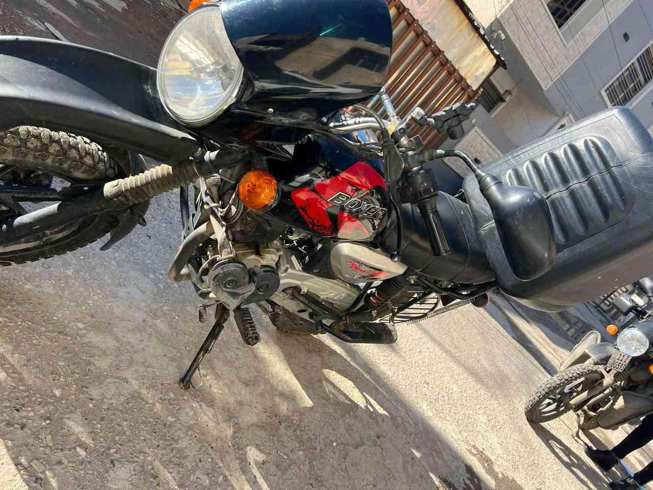 لبيع مديل23رقم بغداد مكانه الدوره حي لشرطه بيه خيط تبخير بدايه بدون تنقيص.كل شغاله فقط باتري ضعيف مليون 900بيها مجال ***********
