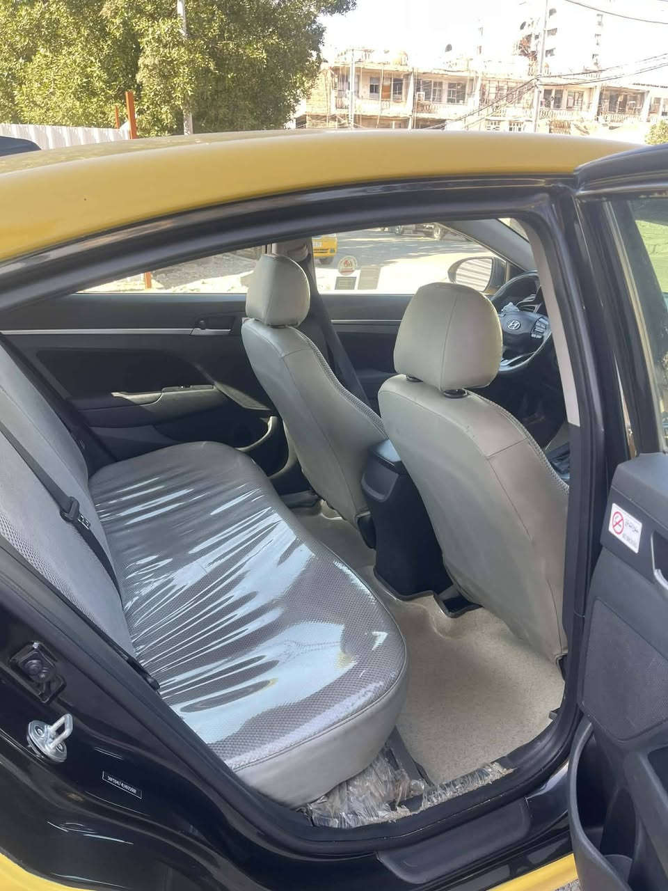 سلام عليكم للبيع النتره ٢٠٢٠ ماشيه ٨٦الف السياره ليبل واحد فقط تبديل جاملغ المامي  تخم تاير صدر امامي خلفي كله جديد السعر ١٣٥ وبيهه مجال بصط العنوان الكراده ***********
