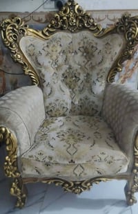 تخم ملكي • نظيف • ٦ قطع