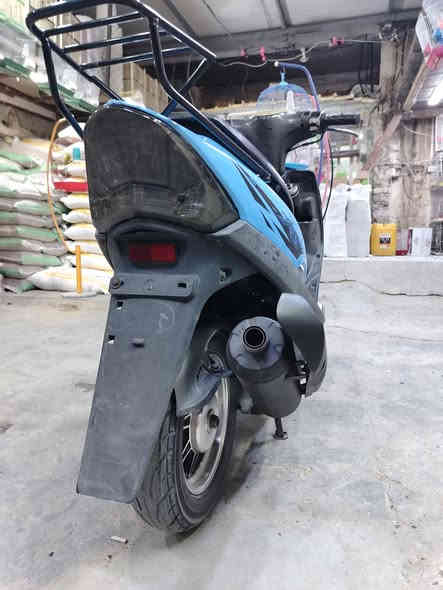 سلام عليكم للبيع كله بلاد برغي ما مفتوح جاهز من كلشي كهربائيات شالغه مختم ويه المكينه كفراته ابيض كتم ويه مكينه ما مفتوحه تفاصيل اكثر خاص او هاذا رقم *********** بي واتساب
