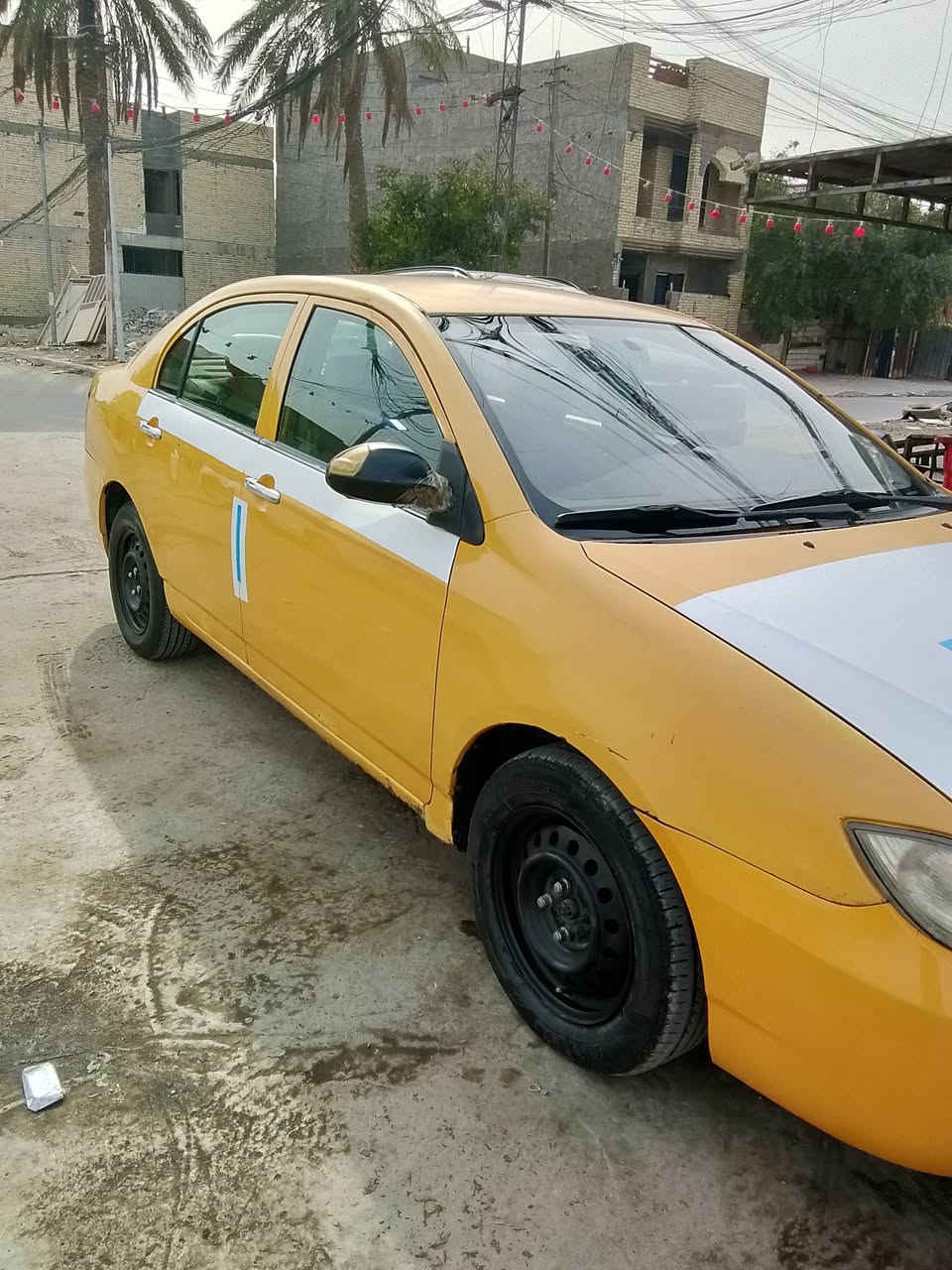 ليفان 620موديل 2012مكينه كورلا ١٨٠٠كير عادي
باسمي بدون صبغ فقط باب سايق مبدل مدوشمه كشنات وارضيه وصندوك تبريد شغال مكاني زعفرانيه 
السعر ٣٤وبيهه مجال 
***********
