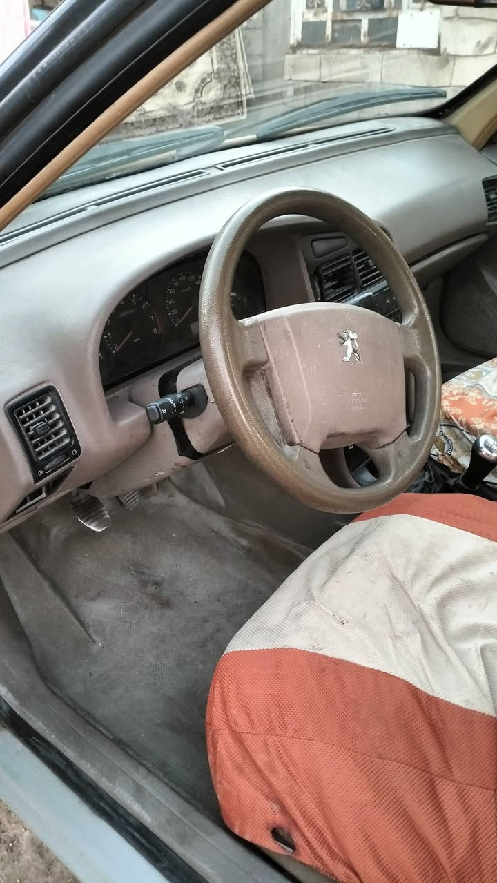 متاح بيجو 205تخم تاير جاهزه ماناقصهه شي سعر 28راعيهه موجود سنويه غايت 2028مكان بصره ابولخصيب طريق صحره ***********
