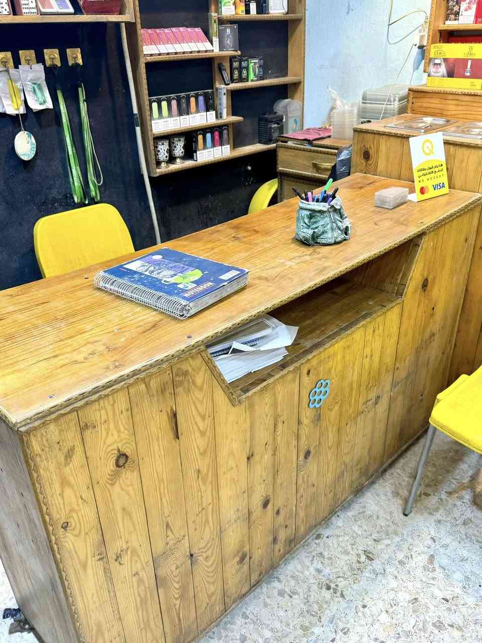 للبيع فقط الخشب الديكور
فقط الخشب /خشب درجه اولئ والثقيل
 ونظيف الاستخدام/مكاني حله مركز المدينه
سعره :حلل واخذه بما يرضي الله
للستفسار:***********
