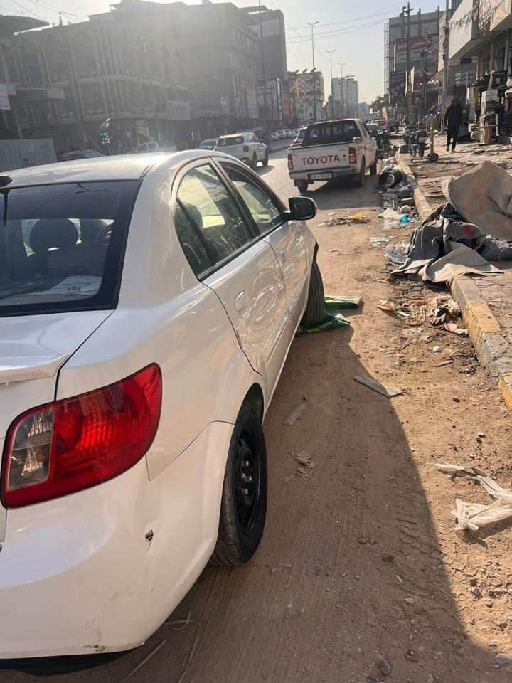 و سلام عليكم كيه ريو موديل 2012 مكفوله من صبغ او ضربه تبريد ثلج حداديه 60/100 مكينه 1600كير خير من الله سعره 55بيه مجال
***********
