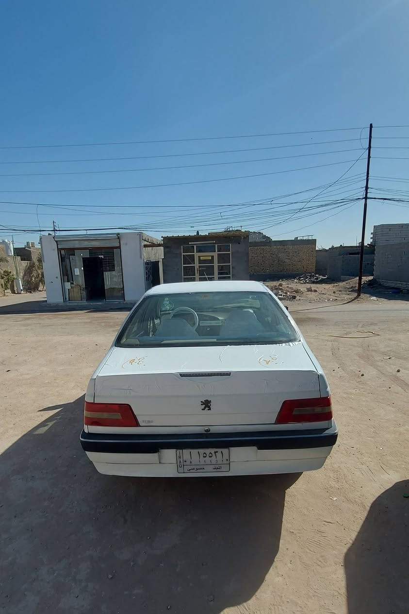 سلام عليكم
للبيع موديل 12
كفالة عامة بيها بارد بالباب فقط 
مكينة بيها تبخير
غير ذلك كله مشروط
راعيها موجود يريد مداور
مكانها نجف
42 وبيها مجال
***********
