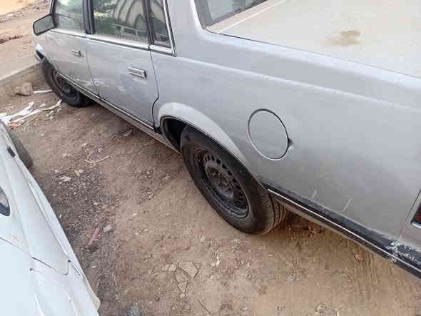 سلبرتي ٨٩ حلوة سياره بدون حادث مكينه ٢٨٠٠ داخل حلو بسمي نكليزي بغداد تبريد شغال سعر ٤٠ورقه قابل للتفاوض للاسفسار *********** زيونه
