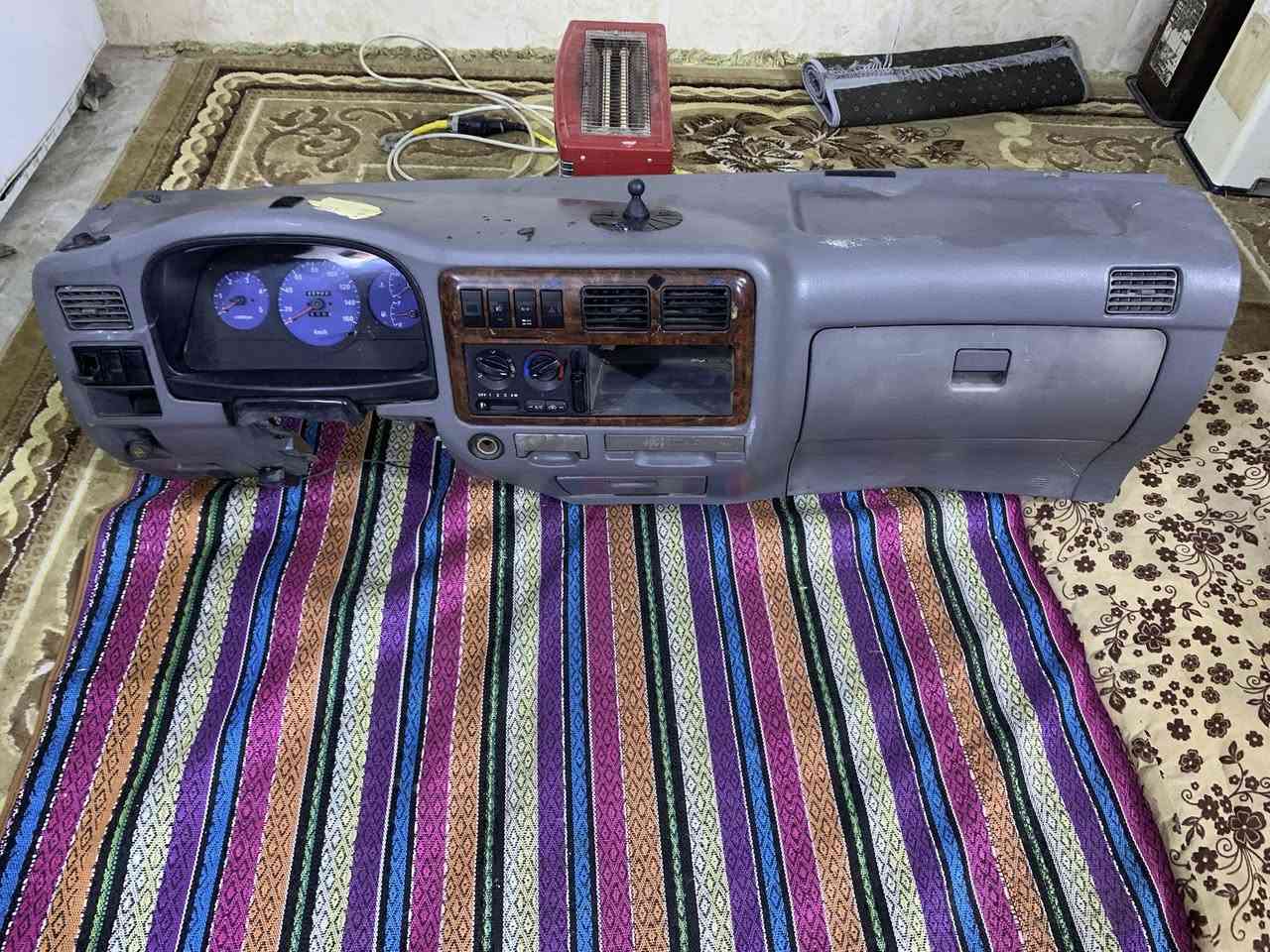 سلام عليكم دشبول مال ام عيون العدد٣مال حاويه
السعر الواحد ١٥٠
المكان بابل 
رقم الهاتف ***********
