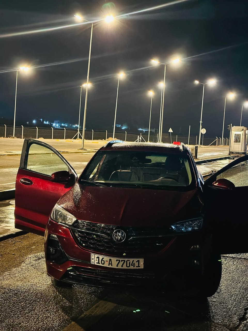 بيوك موديل 23مكانه الدوانيه مركز حادثه داخله بستان 
ماشيه 29الف سياره فول موصفات سعره 155
سياره بسمي حره ثاني يوم مداور 
رقم ***********
ما متواجد علفيس ديوانية, القادسية
