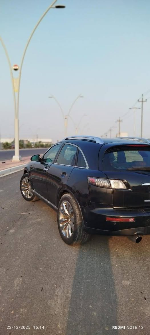 للبيع و مراوس  نيسان انفنتي  FX 35 موديل 2008
رقم بصره انكليزي ومميز 
سعر 89
وارد خليجي
محرك 6 سلندر 3.5
  فور ويل   ملغي 
بصمة  مع بصمة ابواب
جنطه شفط 
فتحة سقف سلايت 
داخل لون اسود مطعم  قرميدي 
كشنات جلد / تدفئه
كراسي كهرباء / خزن ميموري
ستيرن كهرباء
دمام خلفي مع سستم صوت BOSE  سماعات9
تدفئة و تبريد 
تبريد منفصل قطعتين 
شاشه كامره خلفيه 
مري قلاب و شفط
دبل اكزوز رياضي بلاد
ويل حجم 20 اصلي
رقم ***********
