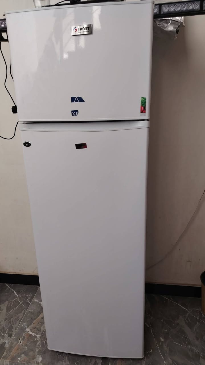 اثنين   ثلاجات   عدد  2     السعر   400     و 200


**إذا كنت صاحب هذا الإعلان وتريد حذفه لأي سبب، رجاءا أرسل رسالة إلى الدعم الفني**