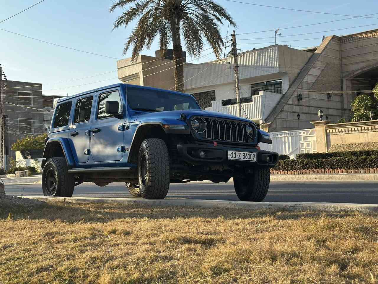 جيب رانكر ربكون 2022 الوحش 
 محرك 4 سلندر امريكي حادثها جاملغ بنيد
 بدون شواصي ايرباك سستم فول مواصفات للاخير
 قماره تنفتح جلد لايتات لد فور ويل دبل اكسل
 شاشه جبيره تدفئ كسنات وستيرن مانع انحدار
محرك كير واير بشرط مامفتوح 
سيارة حيل نظيفة كلشي عل بلاد جديد 
سنوية هزة كلشي جديد مدفوع لـ
باسمي السنوية بشرط تحويل وغرامـة
سيارة مابيـها دينار مصرف كامل من كل نواحي
***********
عنوان بغداد السيديه 
السعر 23500 الف دولار
